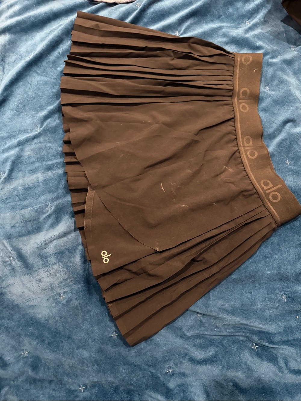 ALO Yoga Black Pleated Tennis Skirt with Branded Waistband